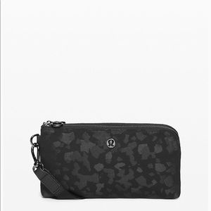 Lululemon Wallet